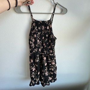 American Eagle Floral Rompers Size S